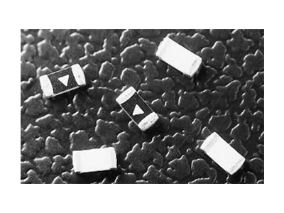 3216LV  伊頓貼片保險(xiǎn)絲 TR-3216LV250-R,TR-3216LV375-R,TR-3216LV500-R,TR-3216LV750-R,TR-3216LV1-R,TR-3216LV1.25-R,TR-3216LV1.5-R